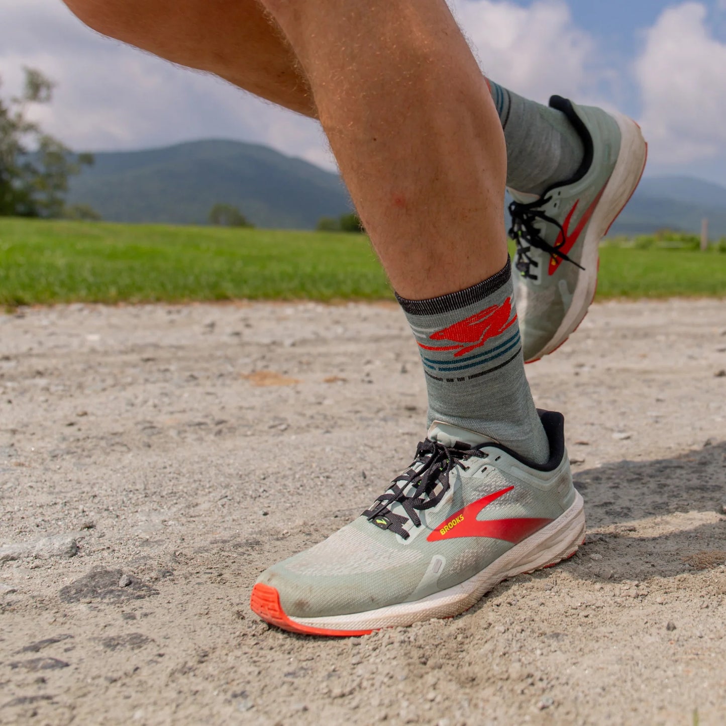 【DARN TOUGH VERMONT】 ダーンタフバーモント Pacer Micro Crew Ultra-Lightweight Running Socks "Seafoam" ※ネコポス可