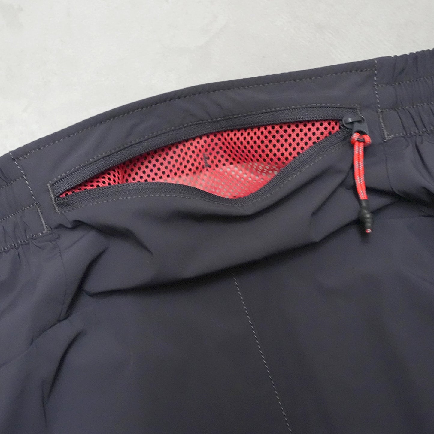 【and wander】アンドワンダー Altra × and wander ventilation short pants "2Color"