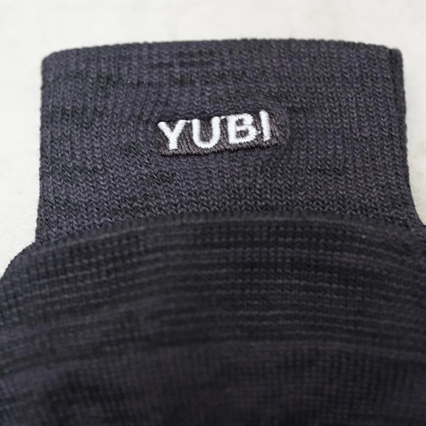 【YUBI SOCKS】 ユビソックス Tabi Quarter Crew Axio Wool "Black"