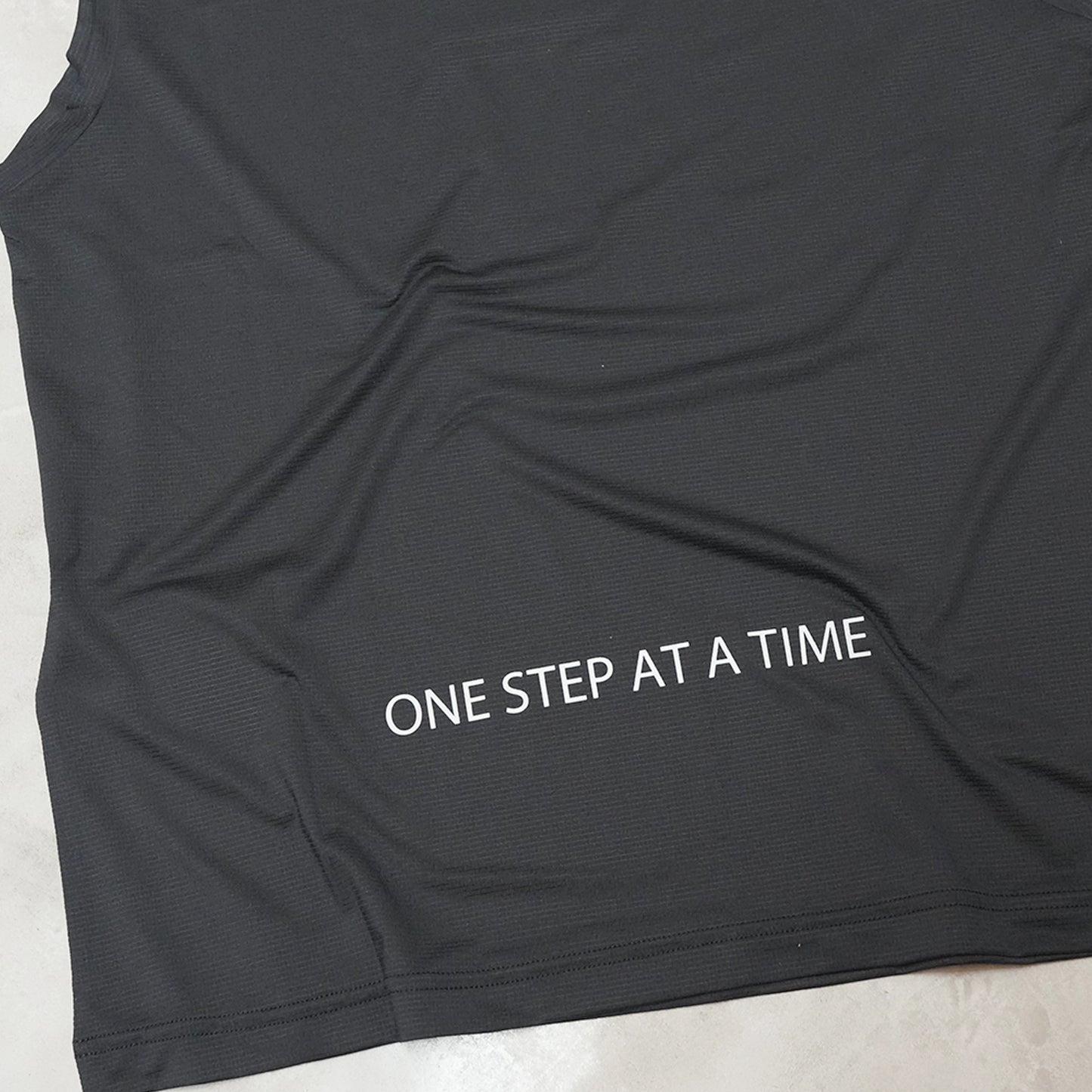 【and wander】アンドワンダー Altra × and wander tank top "Black" ※ネコポス可