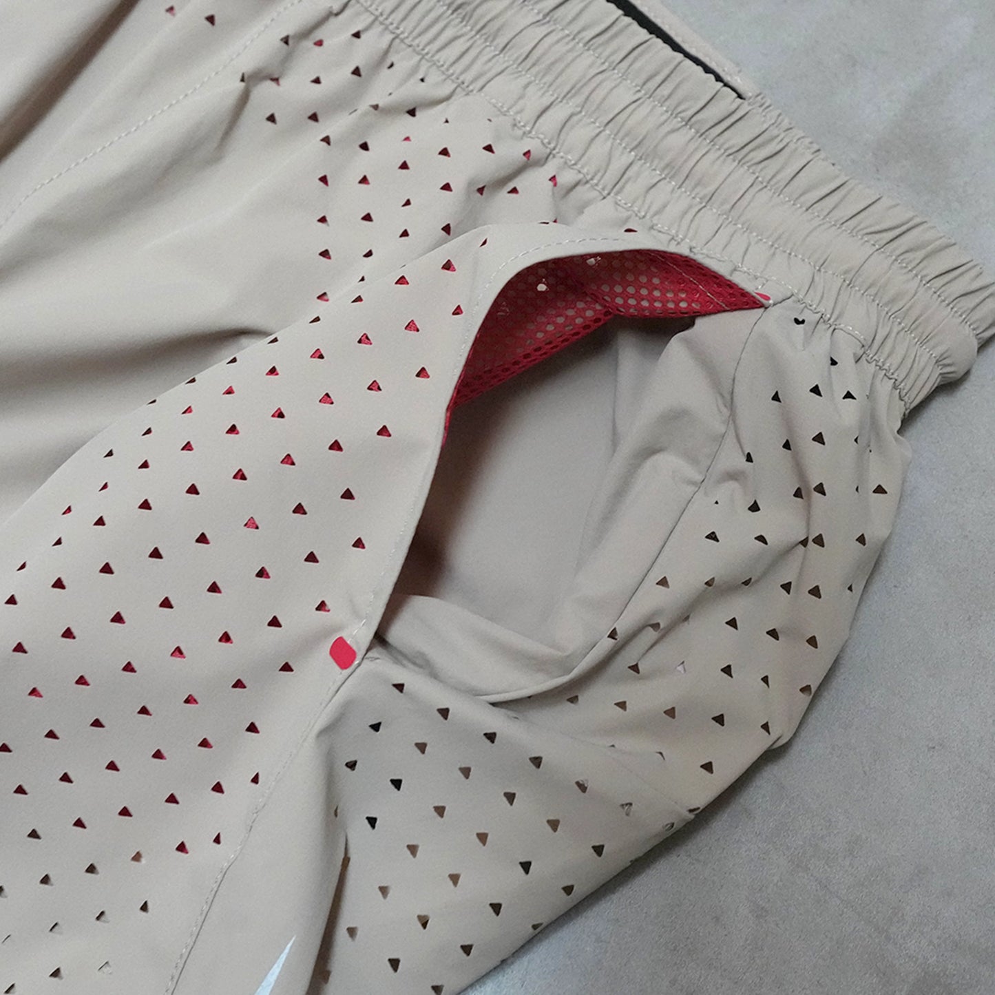 【and wander】アンドワンダー Altra × and wander ventilation short pants "2Color"