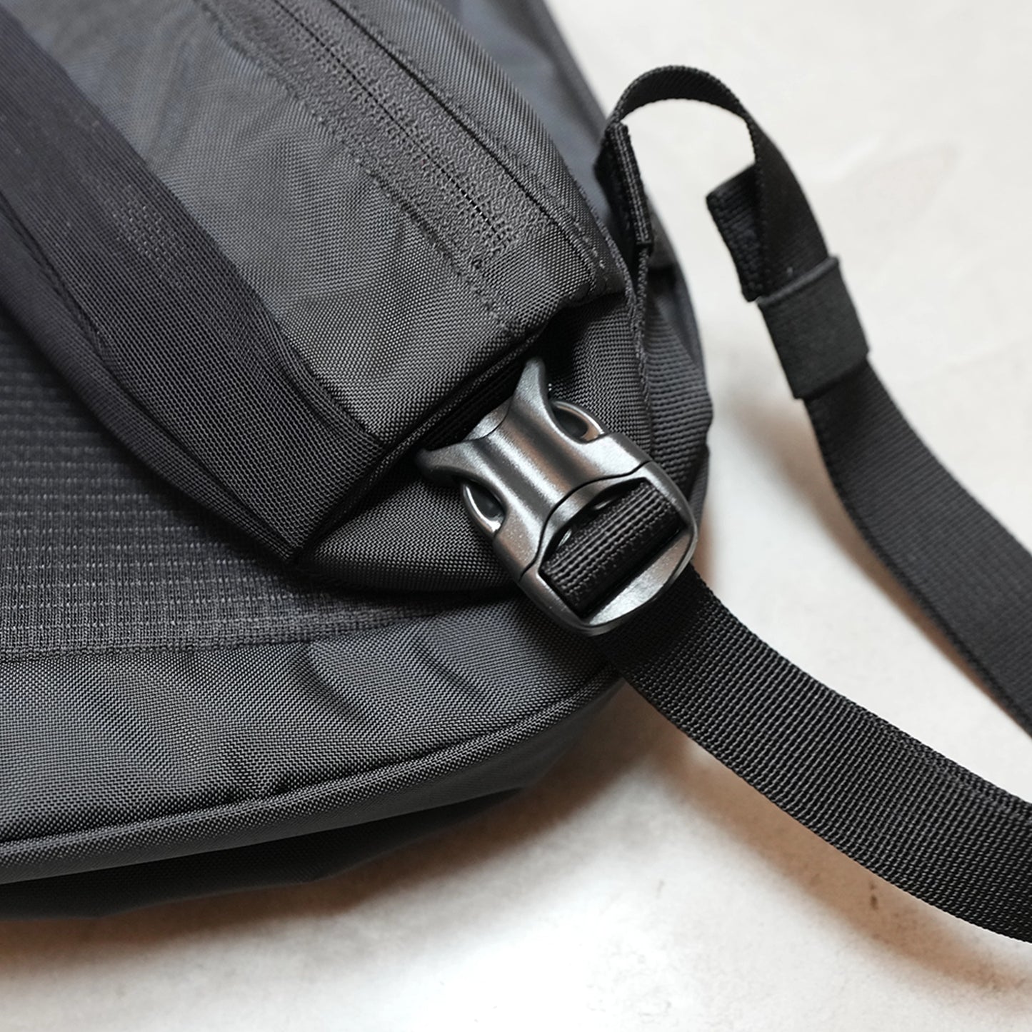 【patagonia】 パタゴニア Atom Sling 8L ”Black”