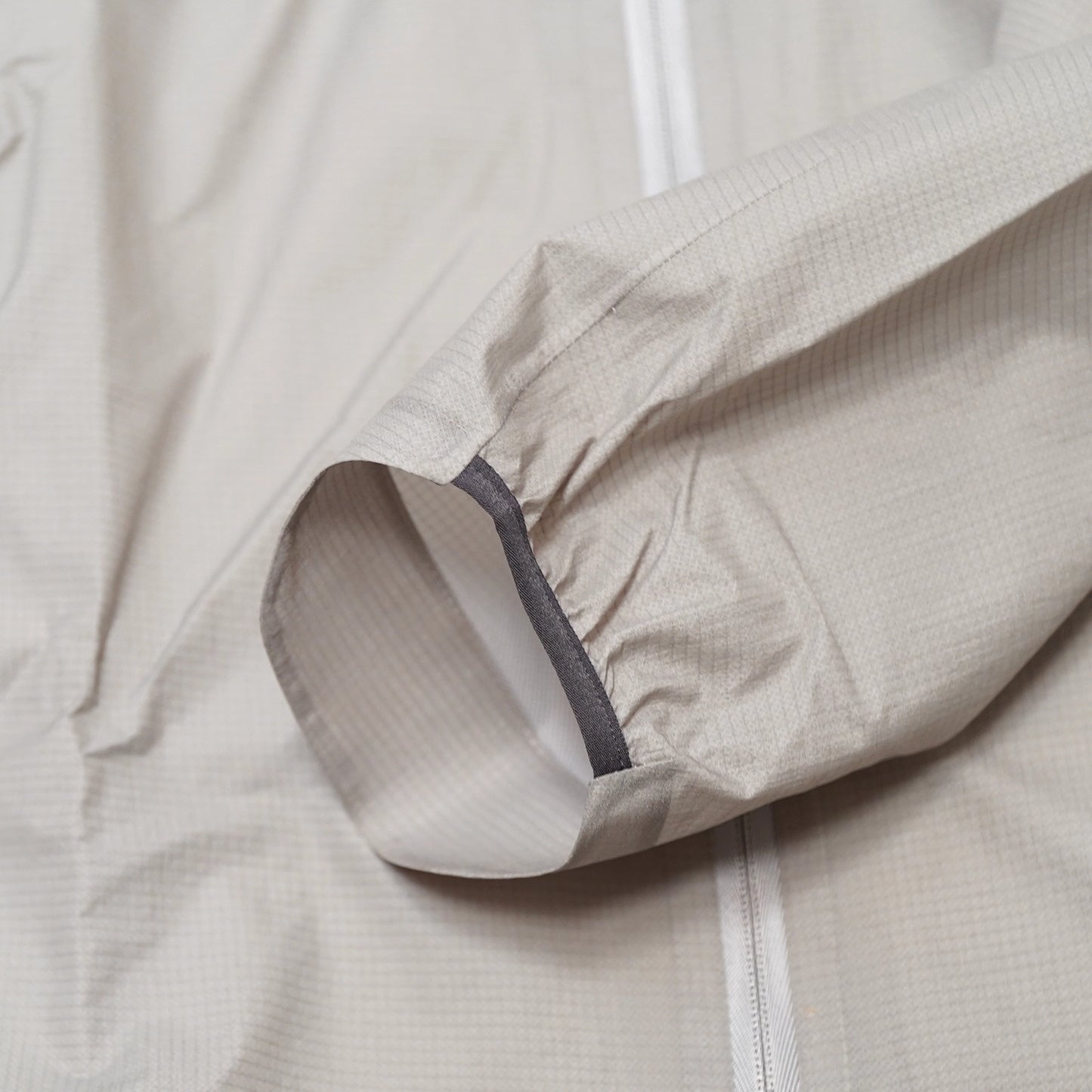 【Rab】ラブ men's Phantom Jacket "2Color"