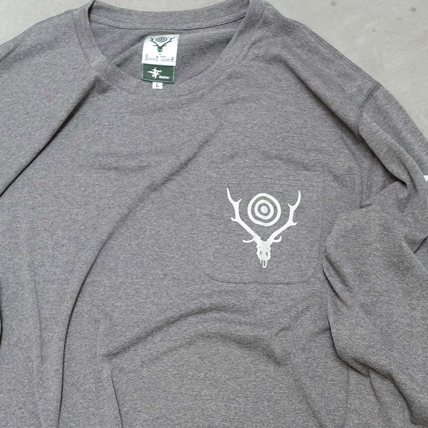 【South2 West8】サウスツーウエストエイト men's SOUTH2 WEST8 × FOXFIRE L/S Round Pocket Tee-SCORON "2Color" ※ネコポス可
