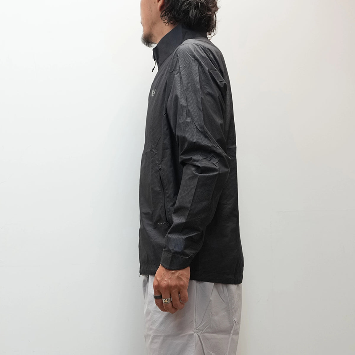 【Gossamer Gear】ゴッサマーギア unisex GG Hoodless Jacket with Dyneema "Black"