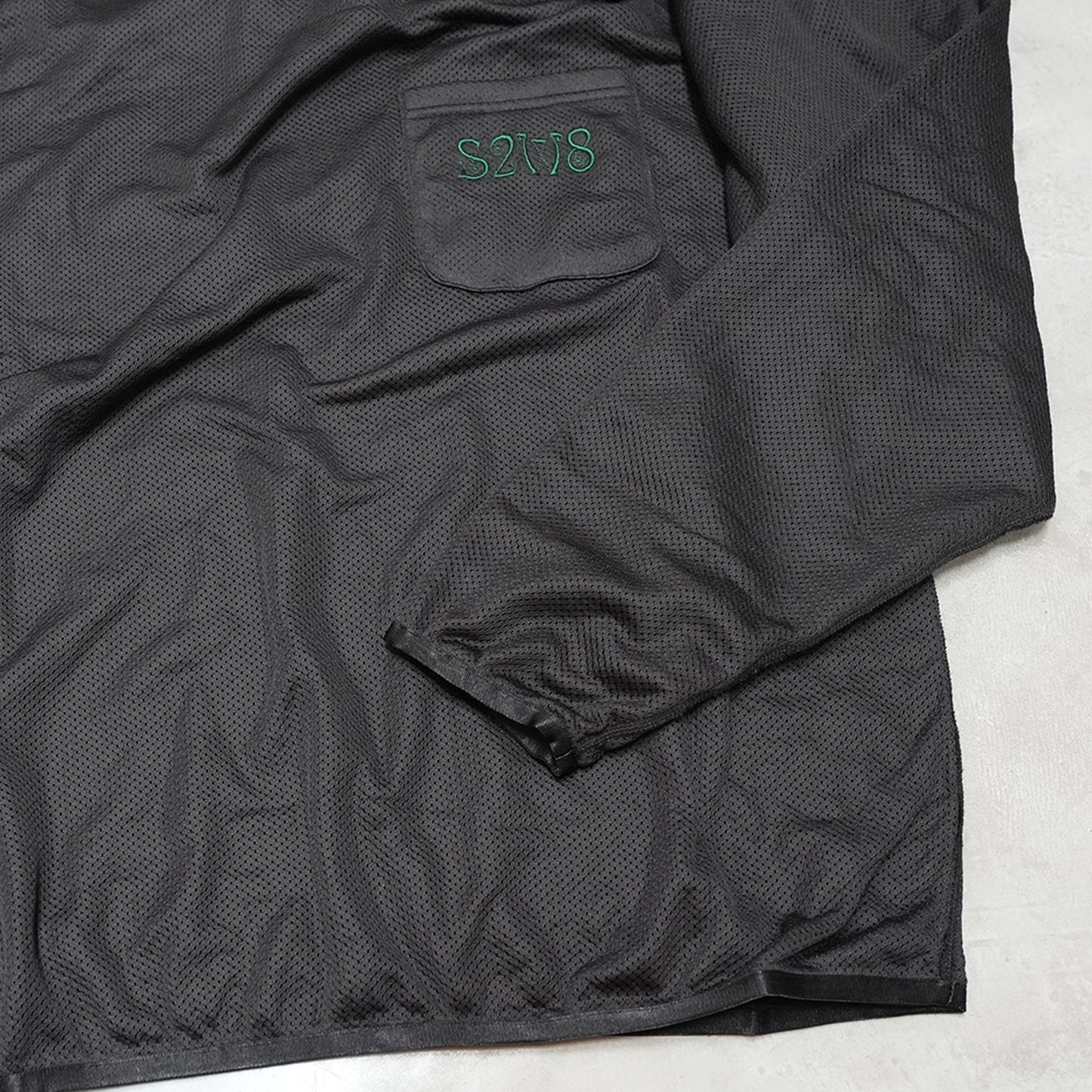 【South2 West8】サウスツーウエストエイト men's Reversible L/S Crew Neck Shirt - Poly Tricot "2Color"
