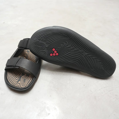 【VIVOBAREFOOT】ヴィヴォ ベアフット men's Sensus Yin Slide "Obsidian"