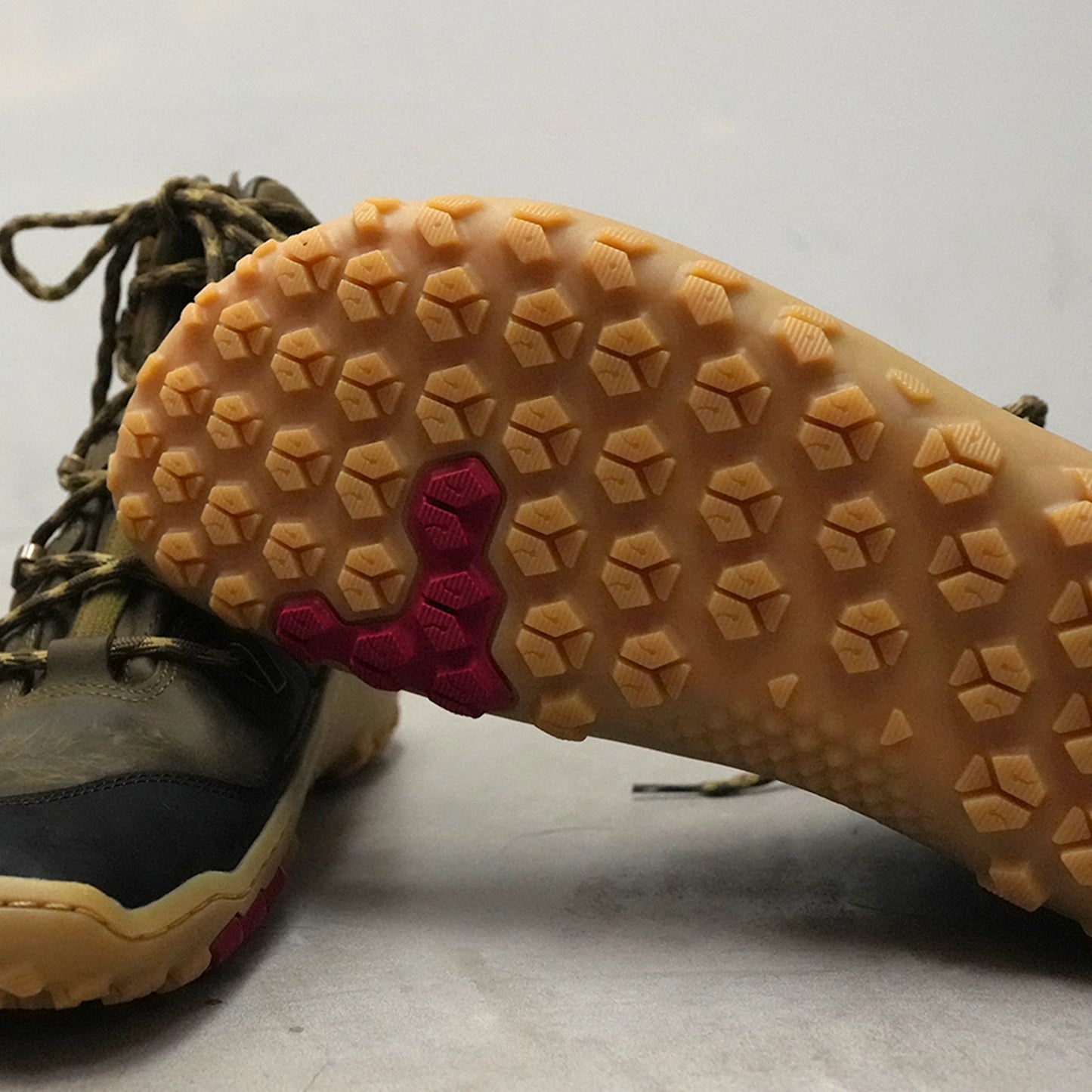 【VIVOBAREFOOT】ヴィヴォ ベアフット men's Tracker Leather AT Ⅱ "2Color"