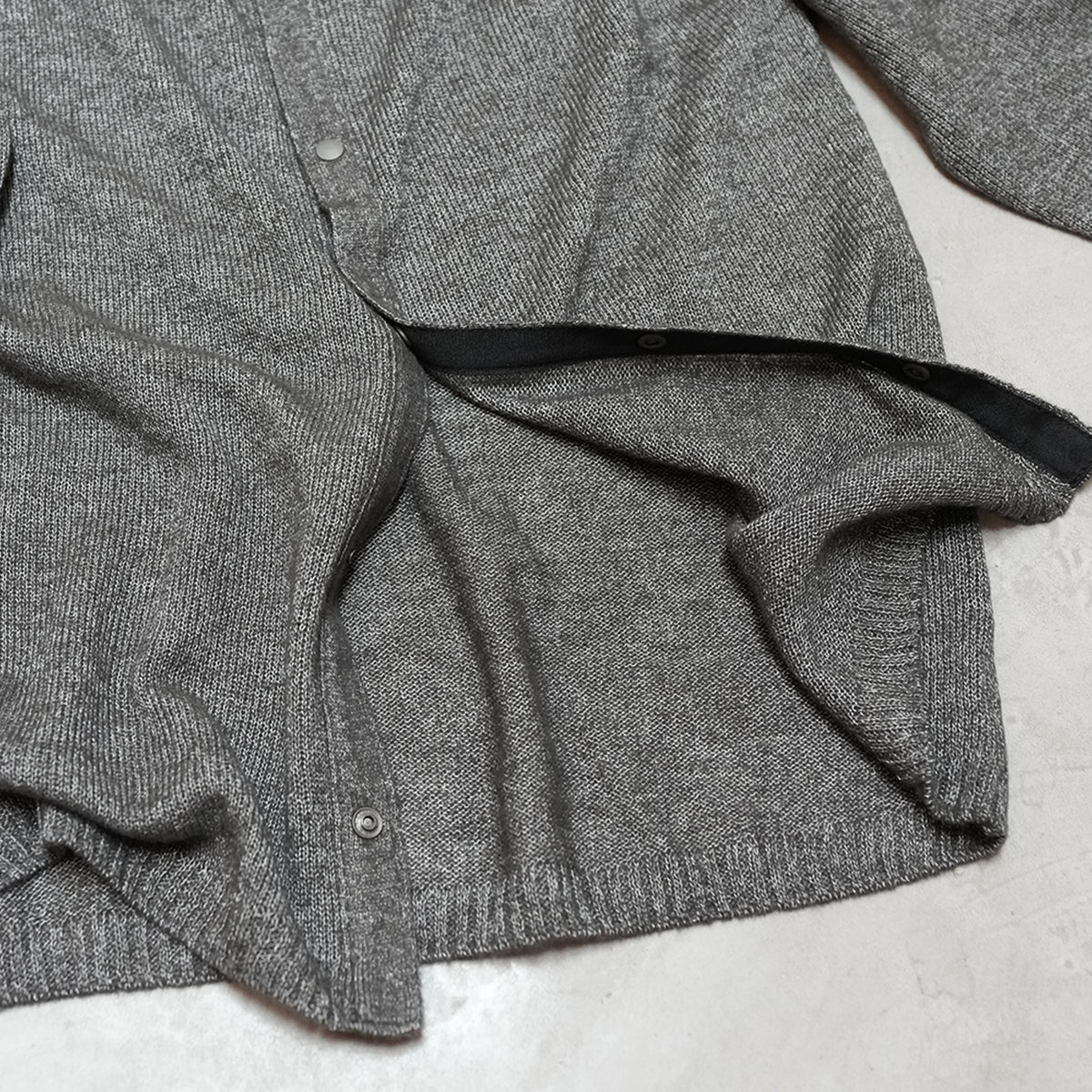 【STATIC】スタティック unisex Roar Cardigan "Off Black"