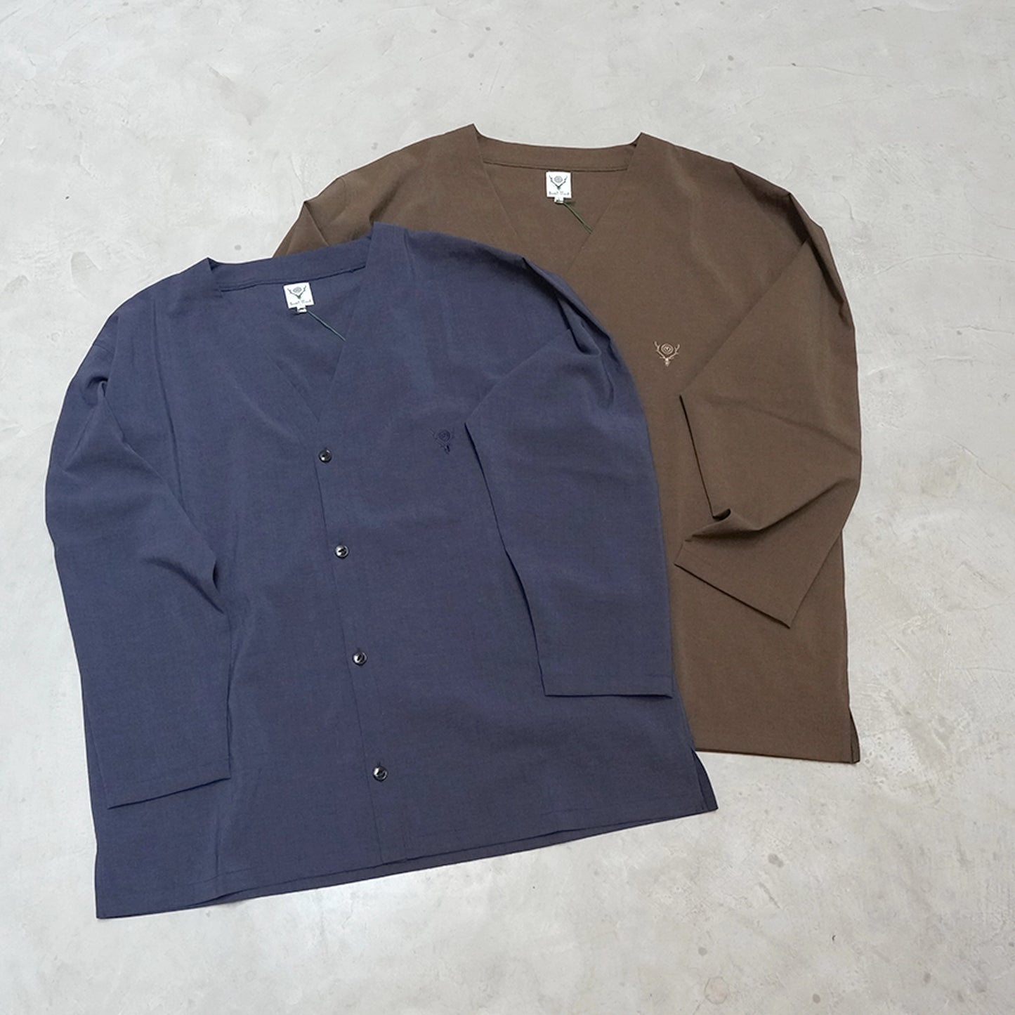 【South2 West8】サウスツーウエストエイト men's  V-Neck Cardigan - Poly Oxford "2Color"