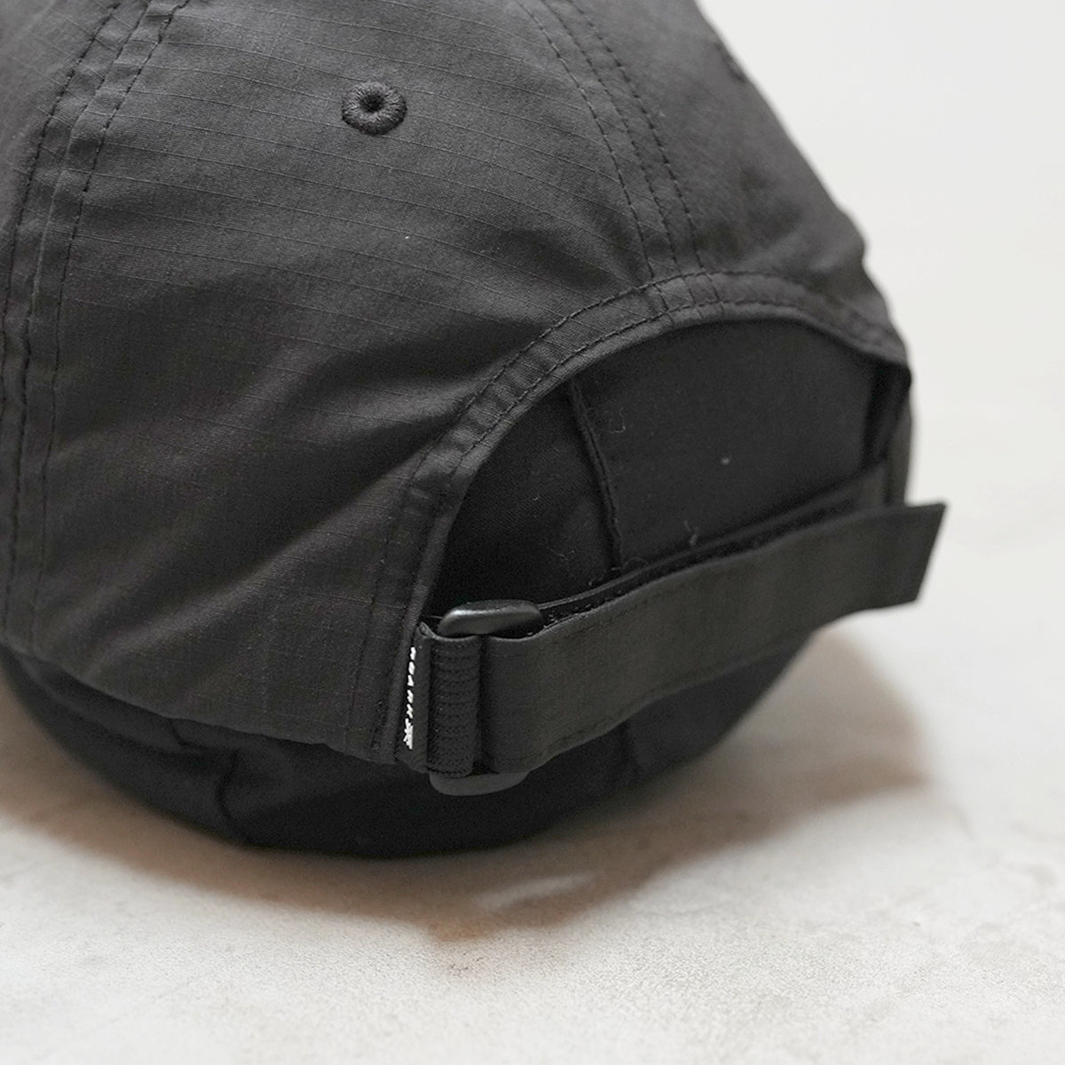 【ROARK RUN AMOK】ロアークランアモック Mathis 5 Panel "Black" ※ネコポス可