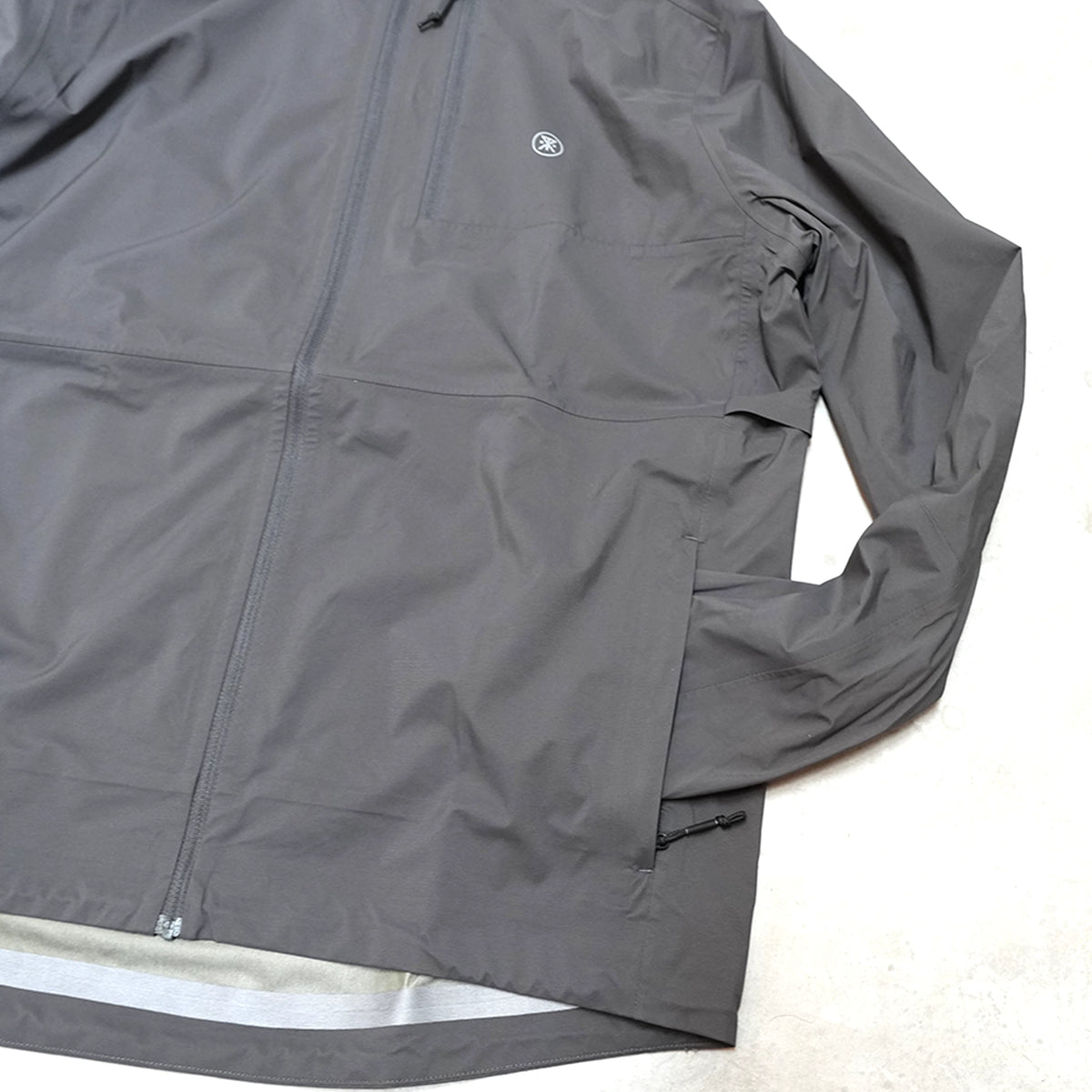 【ROARK RUN AMOK】ロアークランアモック men's Shield Rain Jacket "Onyx"