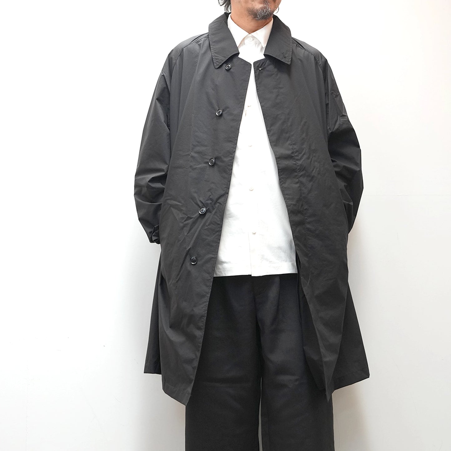 【nanamica】ナナミカ men's Packable Balmacaan Coat "Black"