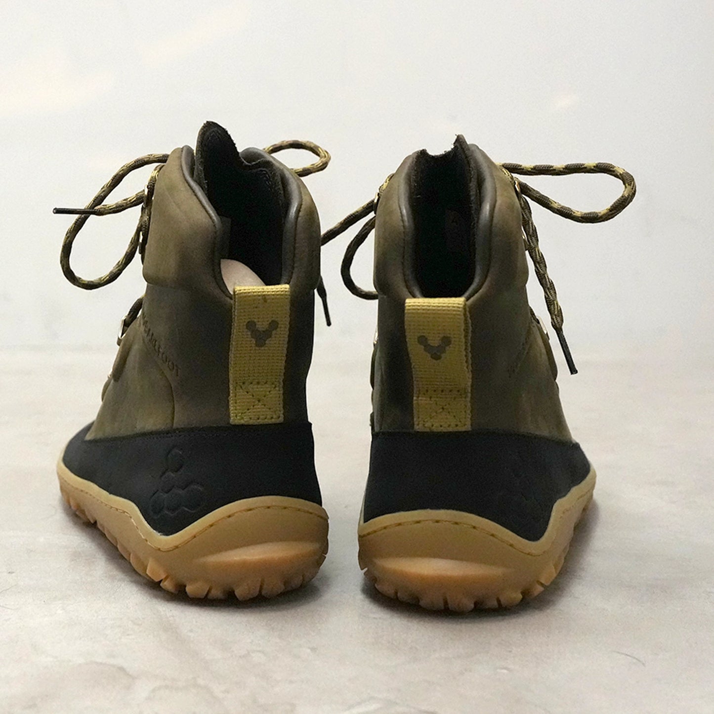 【VIVOBAREFOOT】ヴィヴォ ベアフット men's Tracker Leather AT Ⅱ "2Color"
