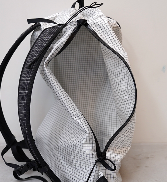 【RawLow Mountain Works】ロウロウマウンテンワークス Cocoon Pack SPECTRA "4Color"