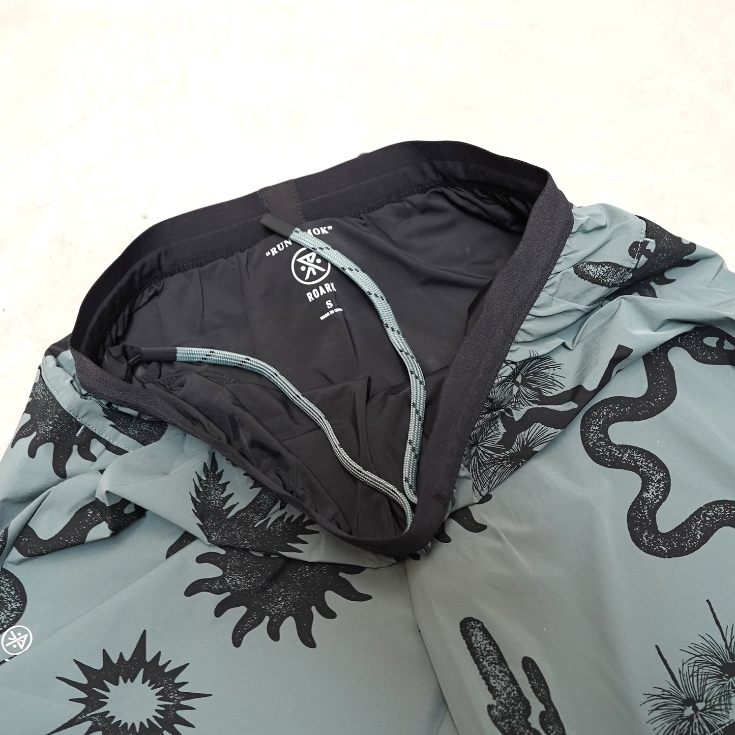 【ROARK RUN AMOK】ロアークランアモック men's Alta 5 "2Color" ※ネコポス可