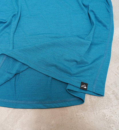 【milestone】マイルストーン unisex Daybreak Merino T-Shirt "Cobalt Blue" ※ネコポス可
