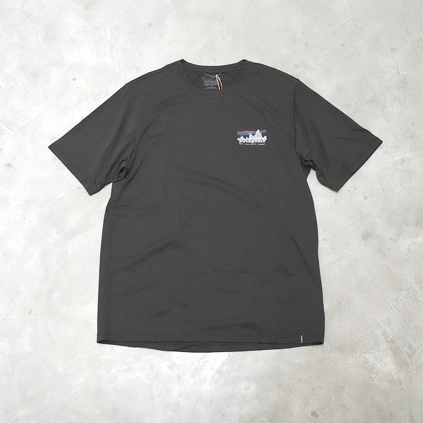 【patagonia】パタゴニア men's Capilene Cool Daily Shirt('73 Skyline) "Black" ※ネコポス可