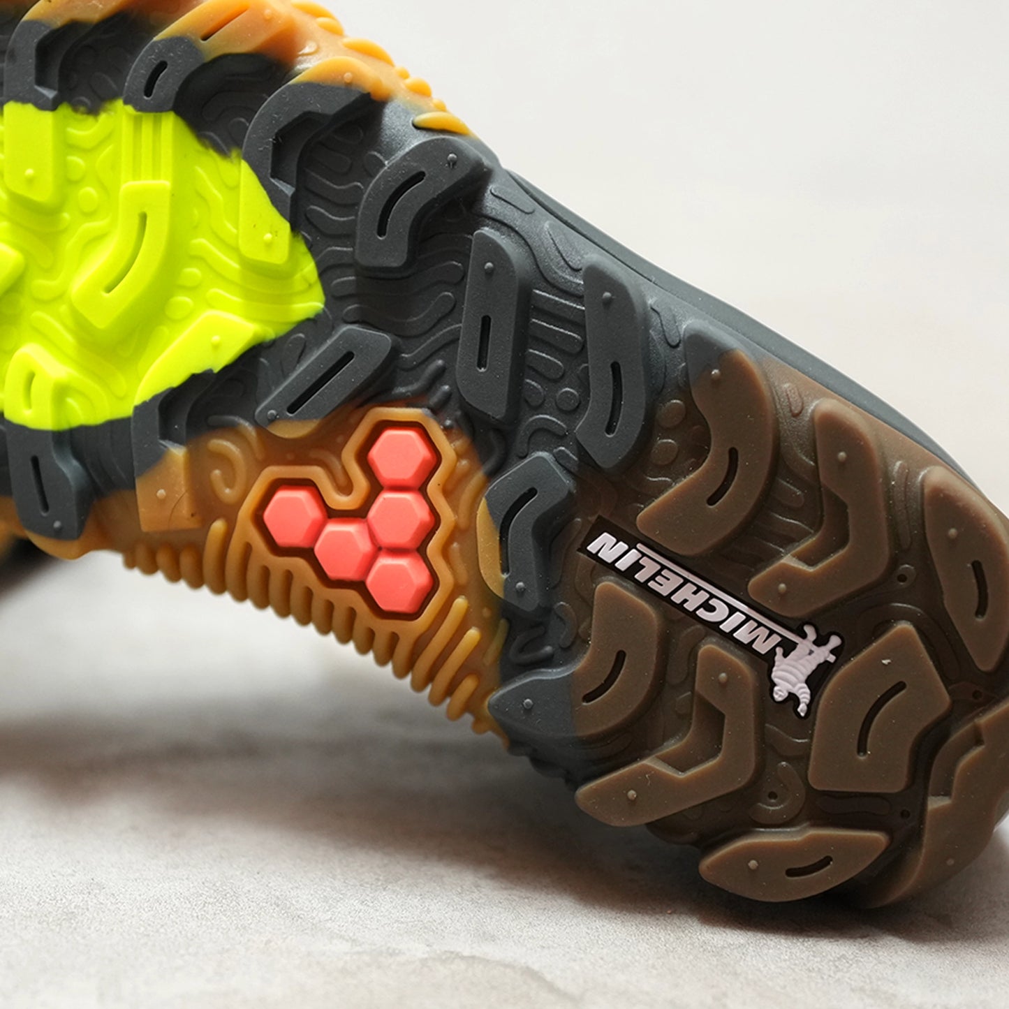 【VIVOBAREFOOT】ヴィヴォ ベアフット men's Hydra ESC "2Color"