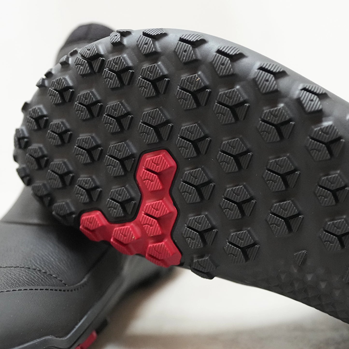 【VIVOBAREFOOT】ヴィヴォ ベアフット women's Explorer Chelsea "Obsidian"