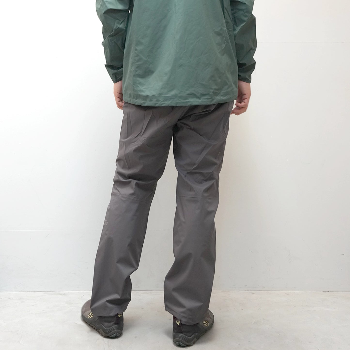 【Teton Bros】ティートンブロス unisex Feather Rain Pant "Gunmetal"