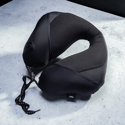 【Matador】マタドール Blackout Travel Pillow "Black" ※ネコポス可