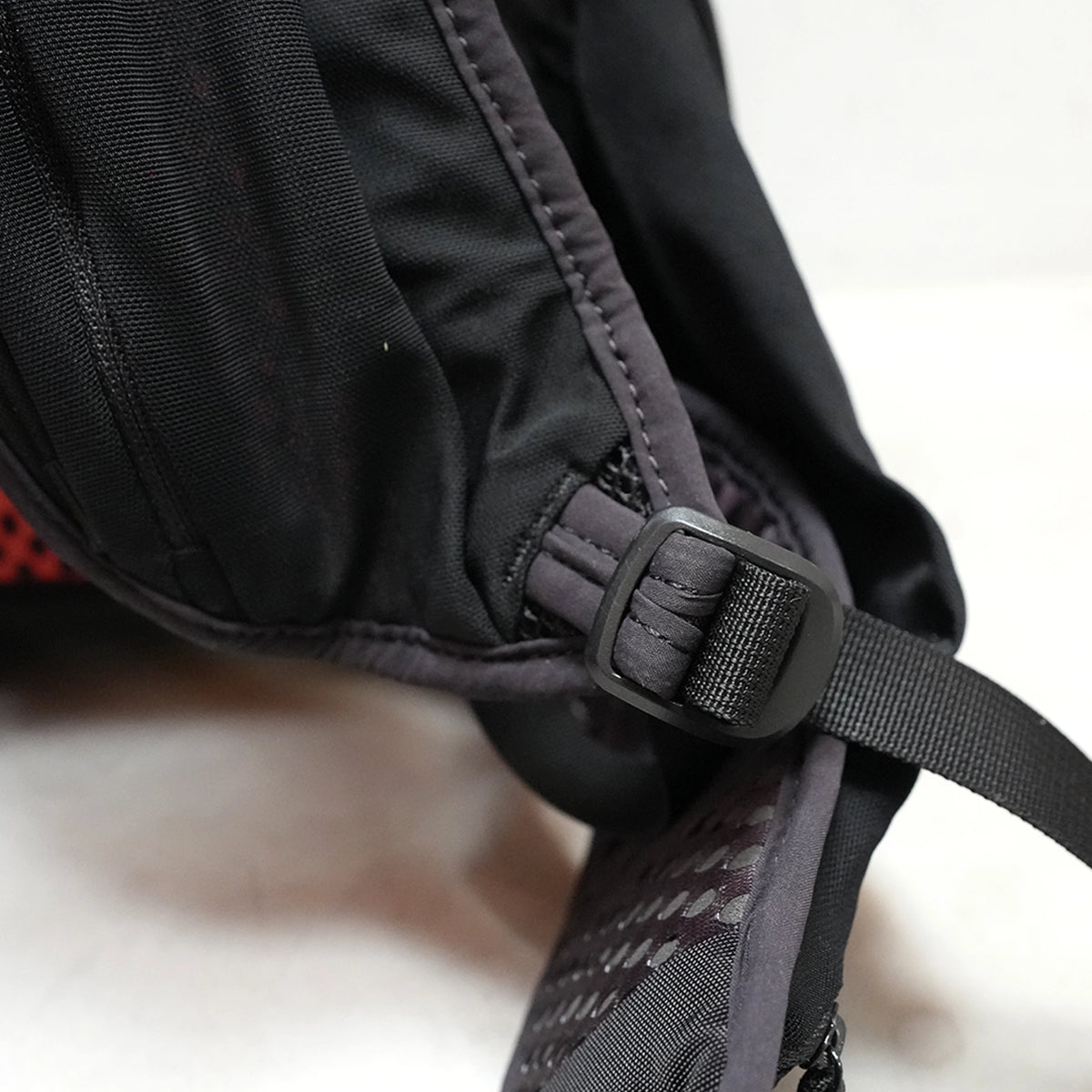 【Rab】ラブ Women's Syclon XP 38ND "Black×Dark Pewter"