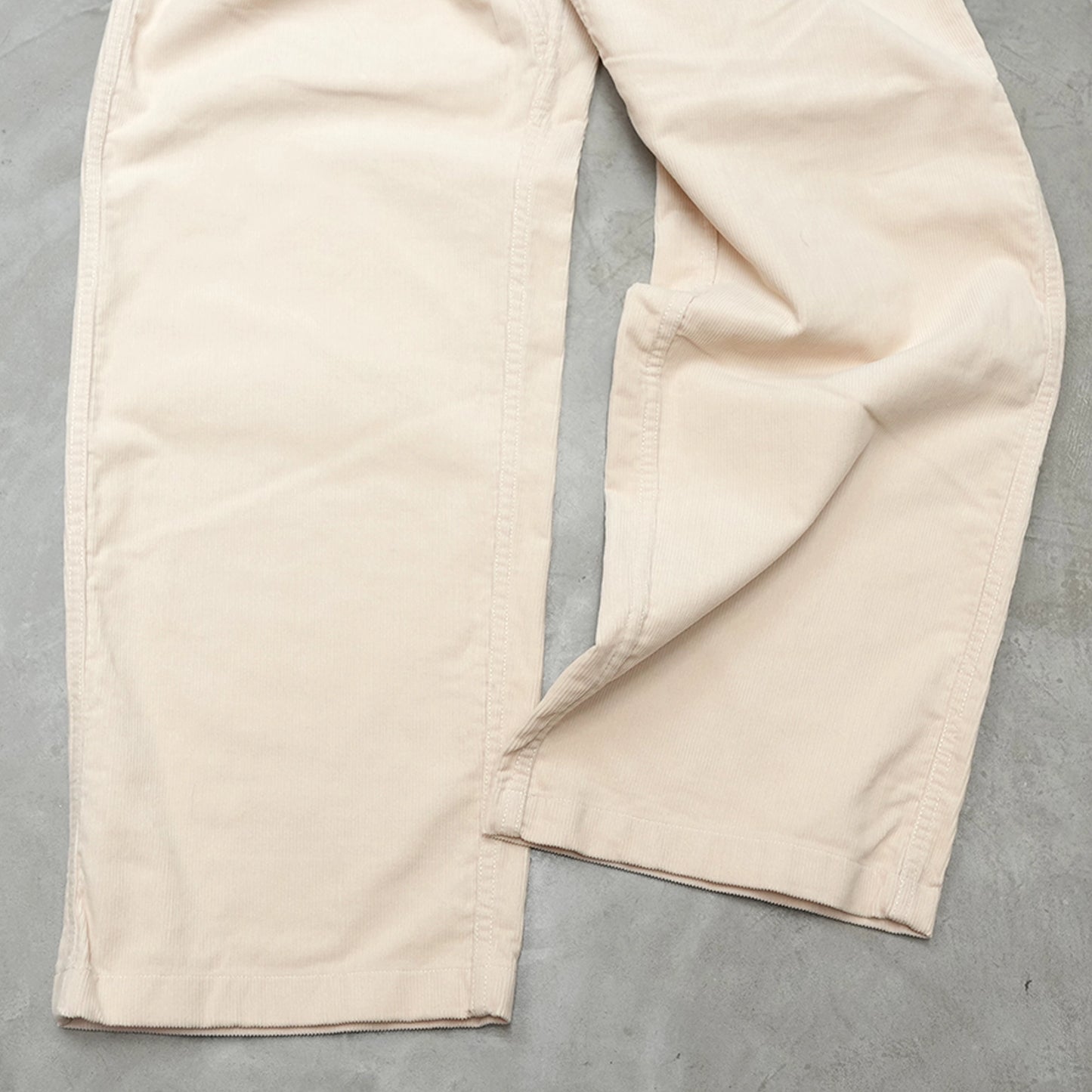 【THE NORTH FACE Purple Label】ノースフェイスパープルレーベル men's Corduroy Wide Straight Field Pants "Ivory"