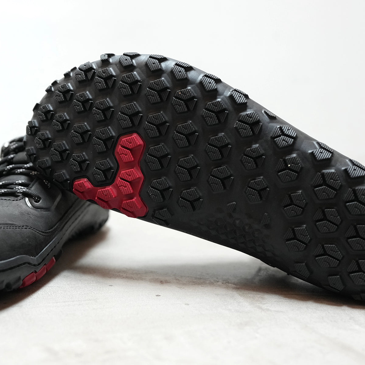 【VIVOBAREFOOT】ヴィヴォ ベアフット men's Tracker Leather AT Low Ⅱ  "2Color"