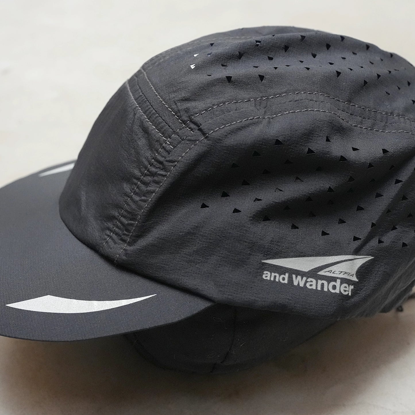 【and wander】アンドワンダー Altra × and wander ventilation cap "2Color" ※ネコポス可