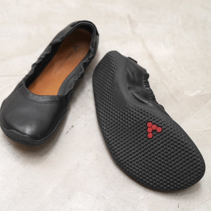 【VIVOBAREFOOT】ヴィヴォ ベアフット women's Asana Yin Ballerina Leather "Obsidian"