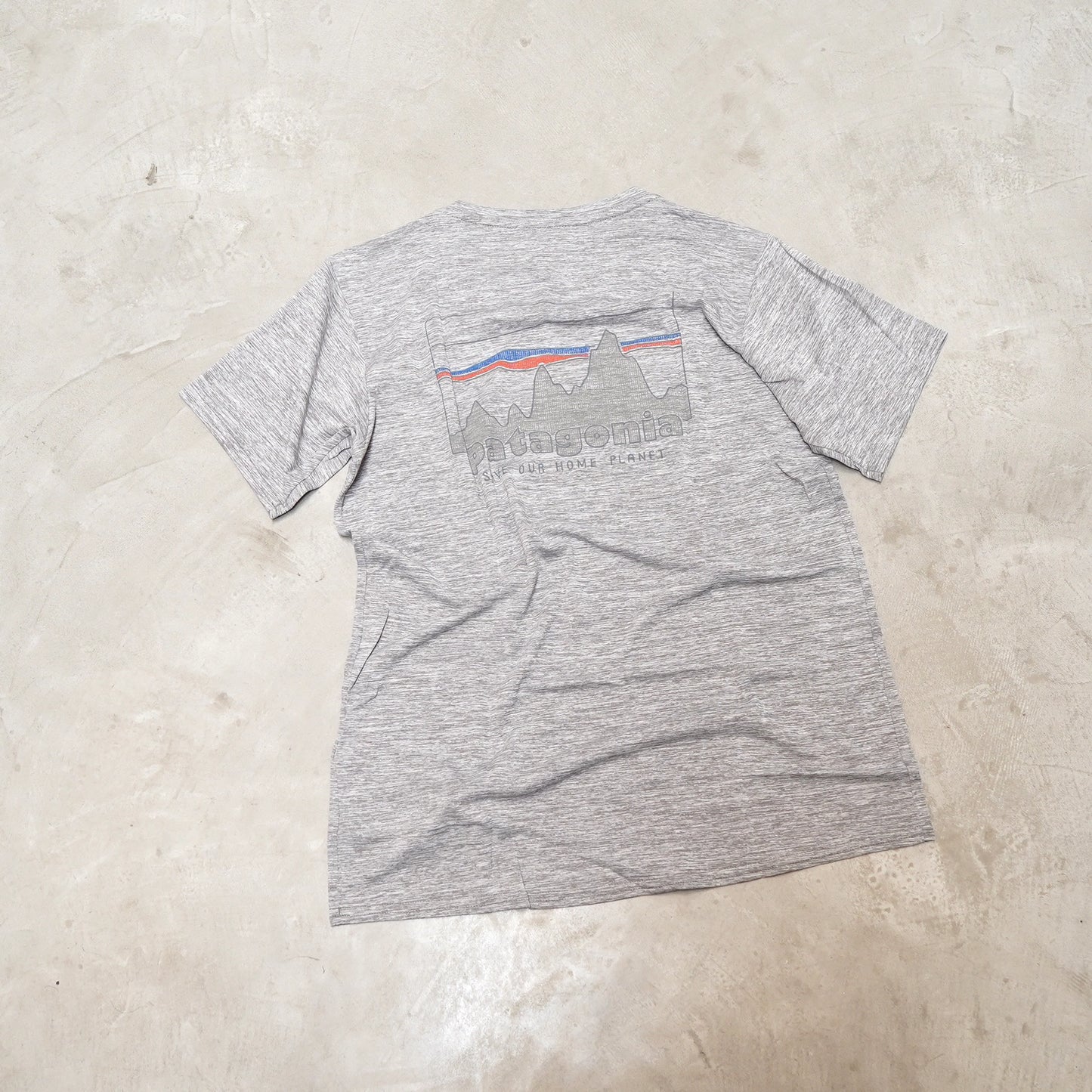 【patagonia】パタゴニア women's Capilene Cool Daily Graphic Shirt "SKFE" ※ネコポス可