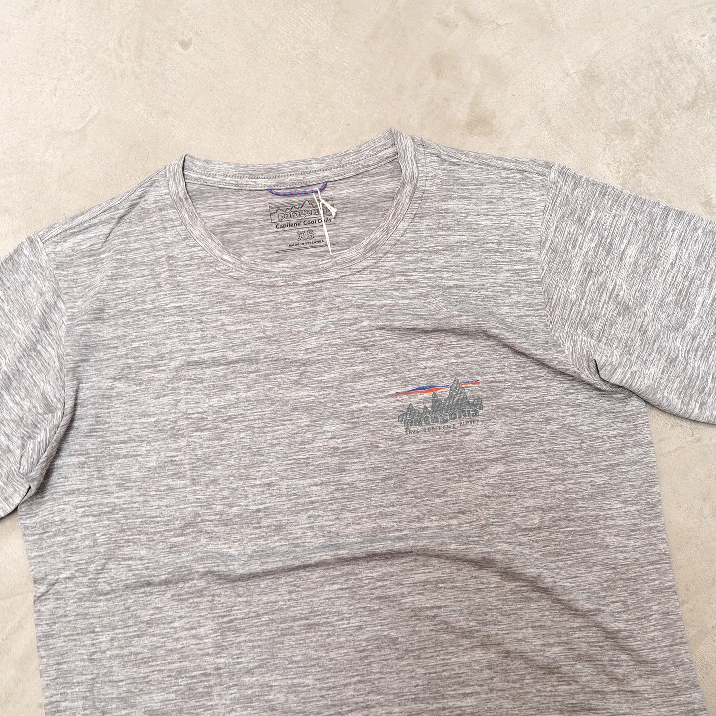 【patagonia】パタゴニア women's Capilene Cool Daily Graphic Shirt "SKFE" ※ネコポス可