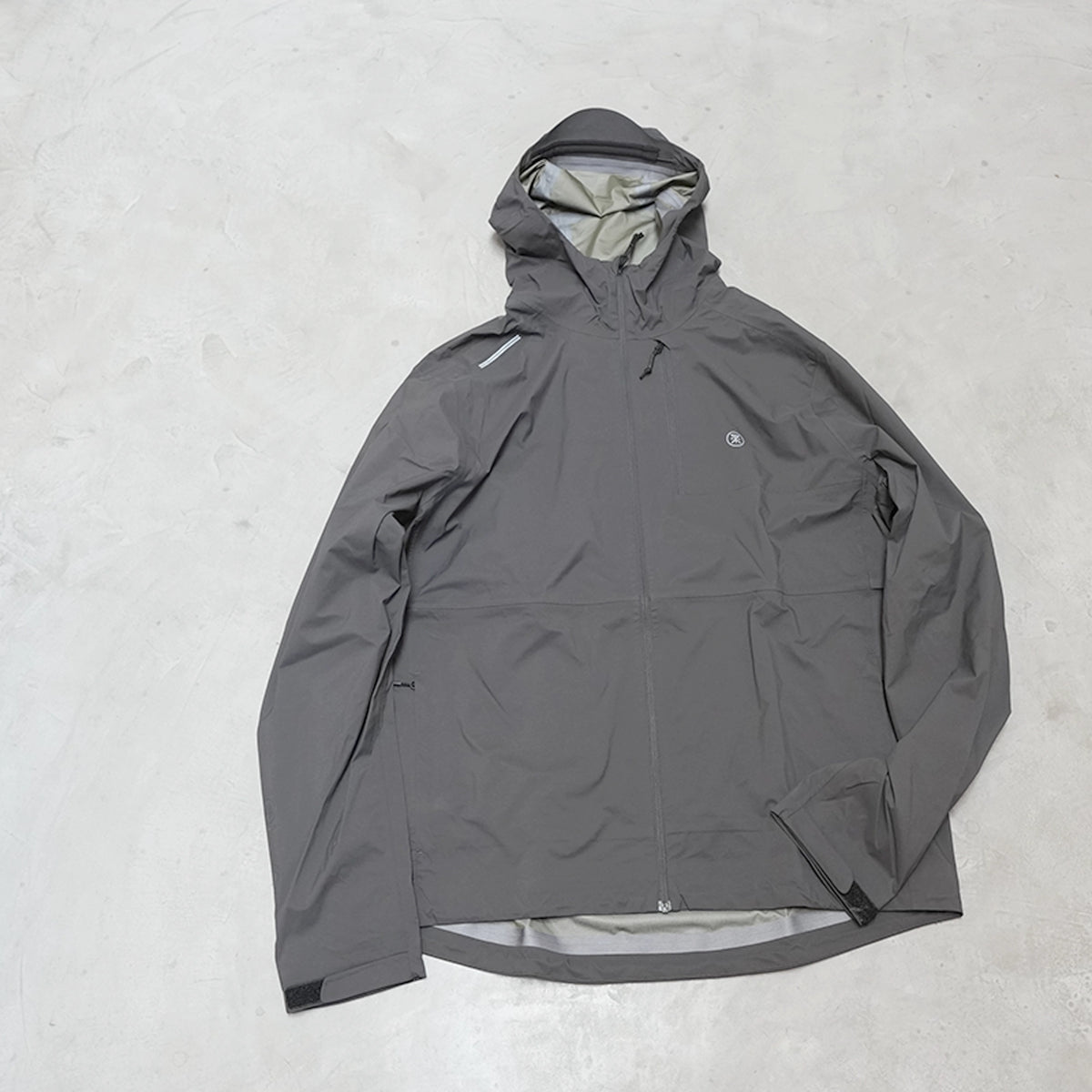 【ROARK RUN AMOK】ロアークランアモック men's Shield Rain Jacket "Onyx"