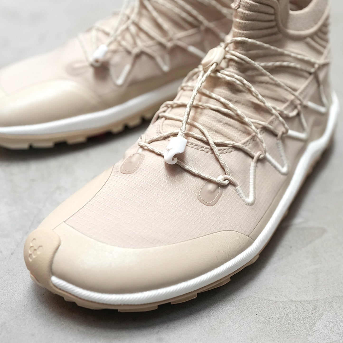 【VIVOBAREFOOT】ヴィヴォ ベアフット women's Primus Trail Flow Mid "2Color"