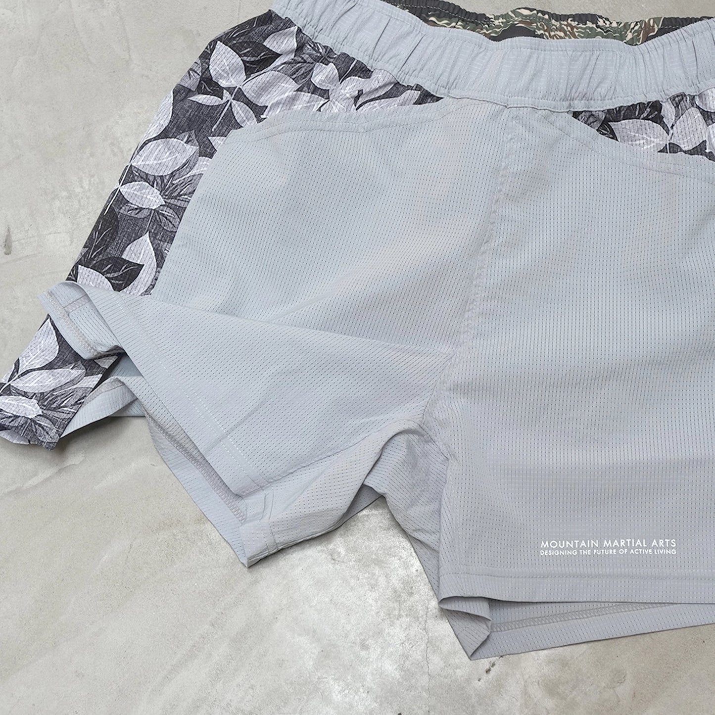 【Mountain Martial Arts】マウンテンマーシャルアーツ  unisex MMA Side Graphic Run Shorts “2Color”