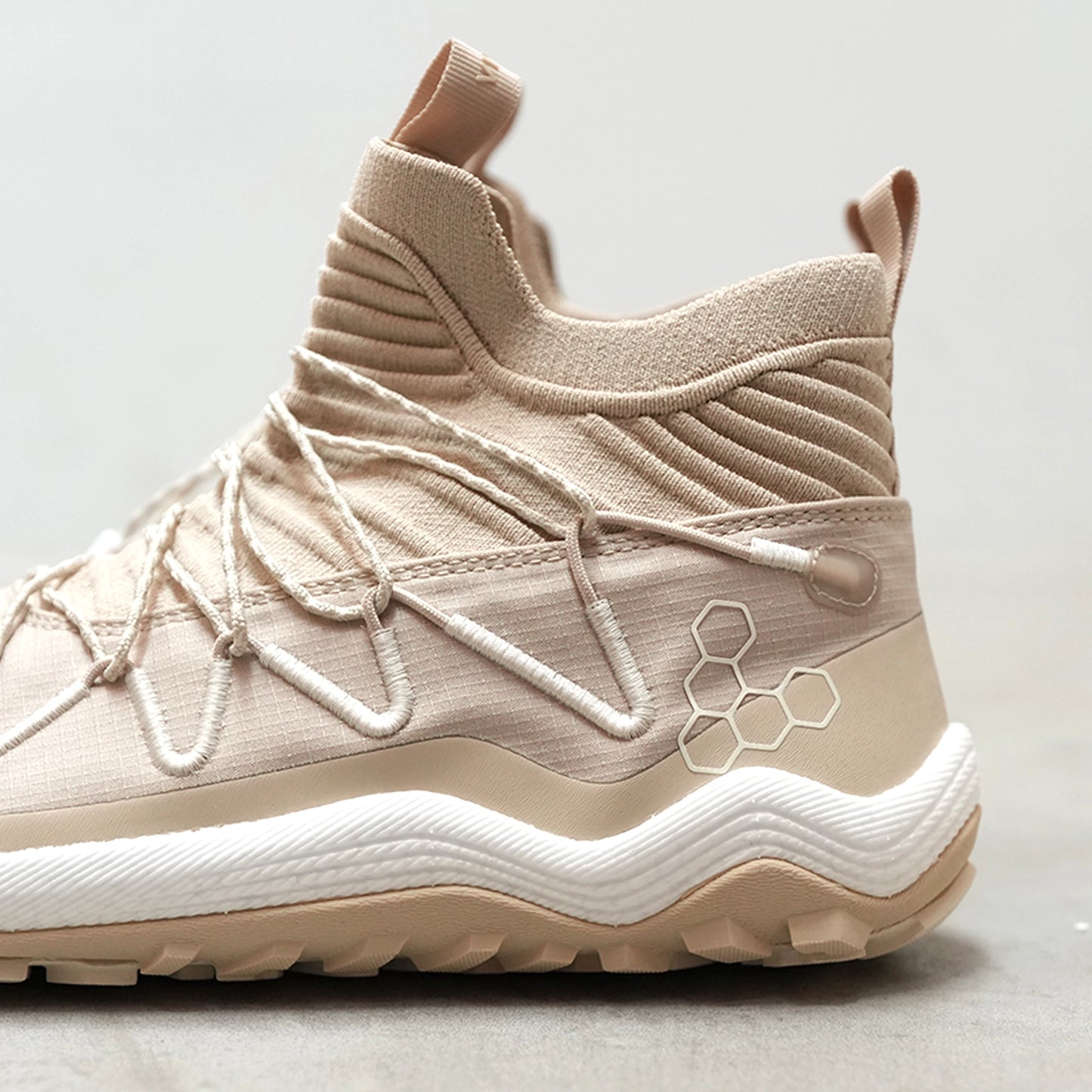 【VIVOBAREFOOT】ヴィヴォ ベアフット women's Primus Trail Flow Mid "2Color"