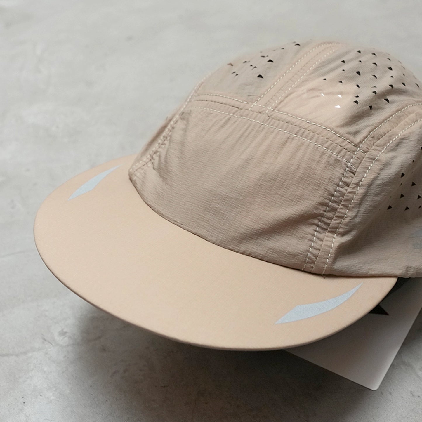 【and wander】アンドワンダー Altra × and wander ventilation cap "2Color" ※ネコポス可