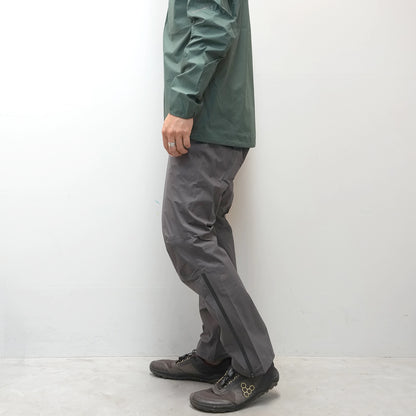 【Teton Bros】ティートンブロス unisex Feather Rain Pant "Gunmetal"