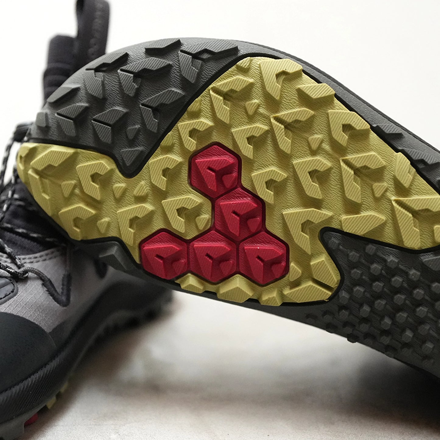 【VIVOBAREFOOT】ヴィヴォ ベアフット women's Primus Trail Flow Mid "2Color"