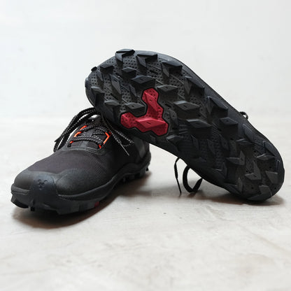 【VIVOBAREFOOT】ヴィヴォ ベアフット men's Primus Trail Flow Waterproof "Eclipse×Molten Lava"