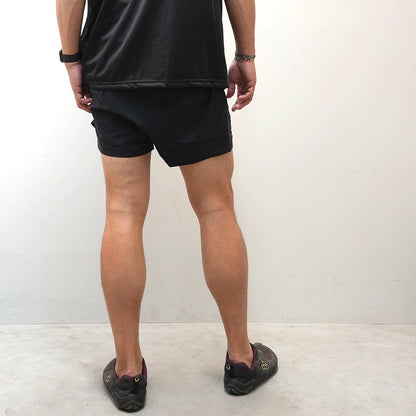 【HOUDINI】フーディニ men's Pace Split Shorts "True Black"