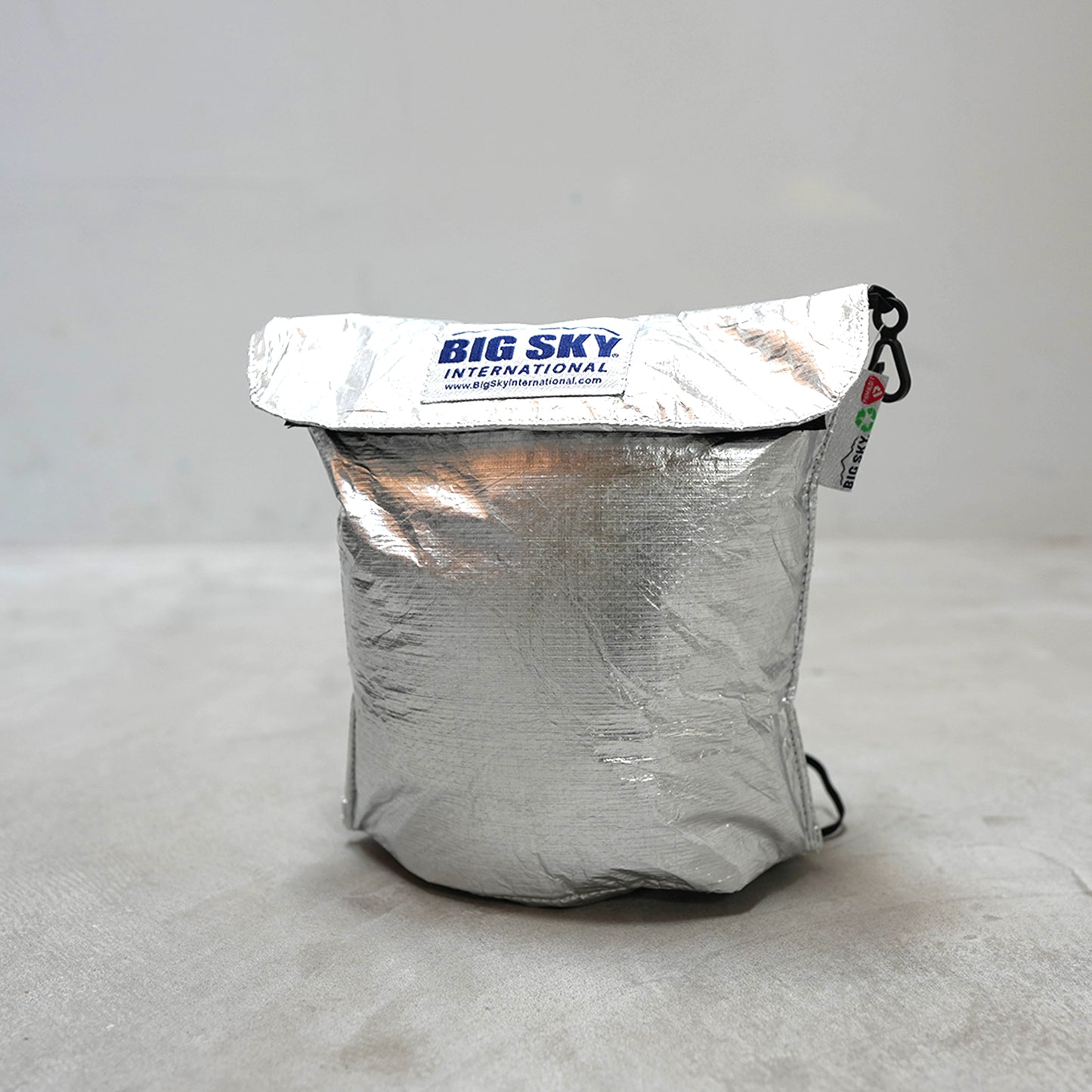 【BIG SKY】ビッグスカイ Insulated Pouch Small "Silver" ※ネコポス可
