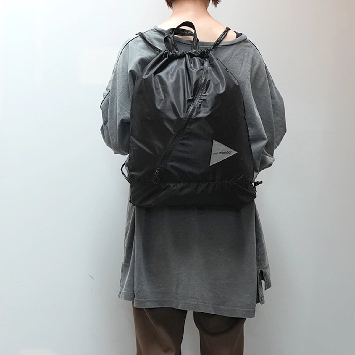 【and wander】アンドワンダー crispy rip drawstring bag "2Color" ※ネコポス可