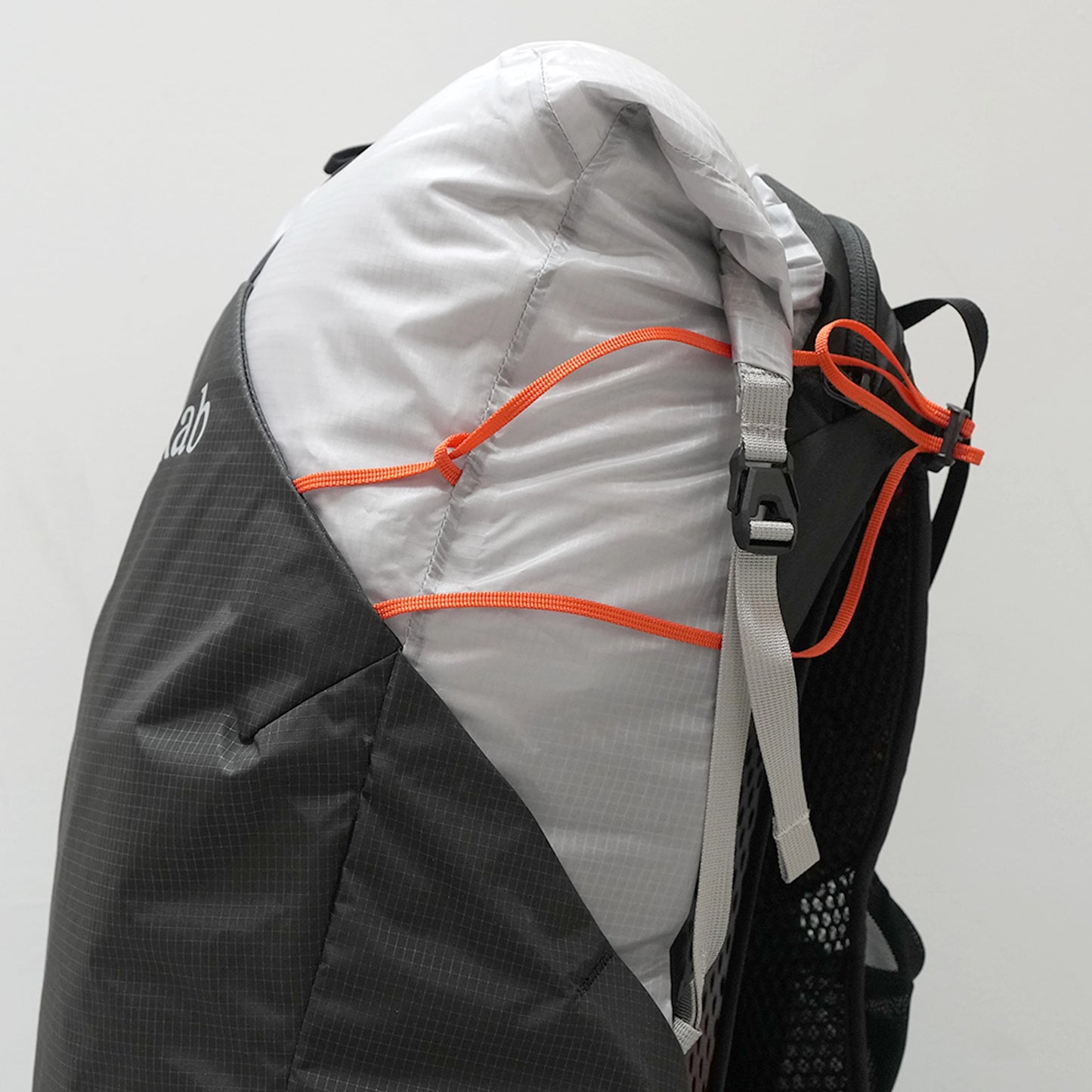 【Rab】ラブ men's Syclon XP 30 "Black×Dark Pewter"