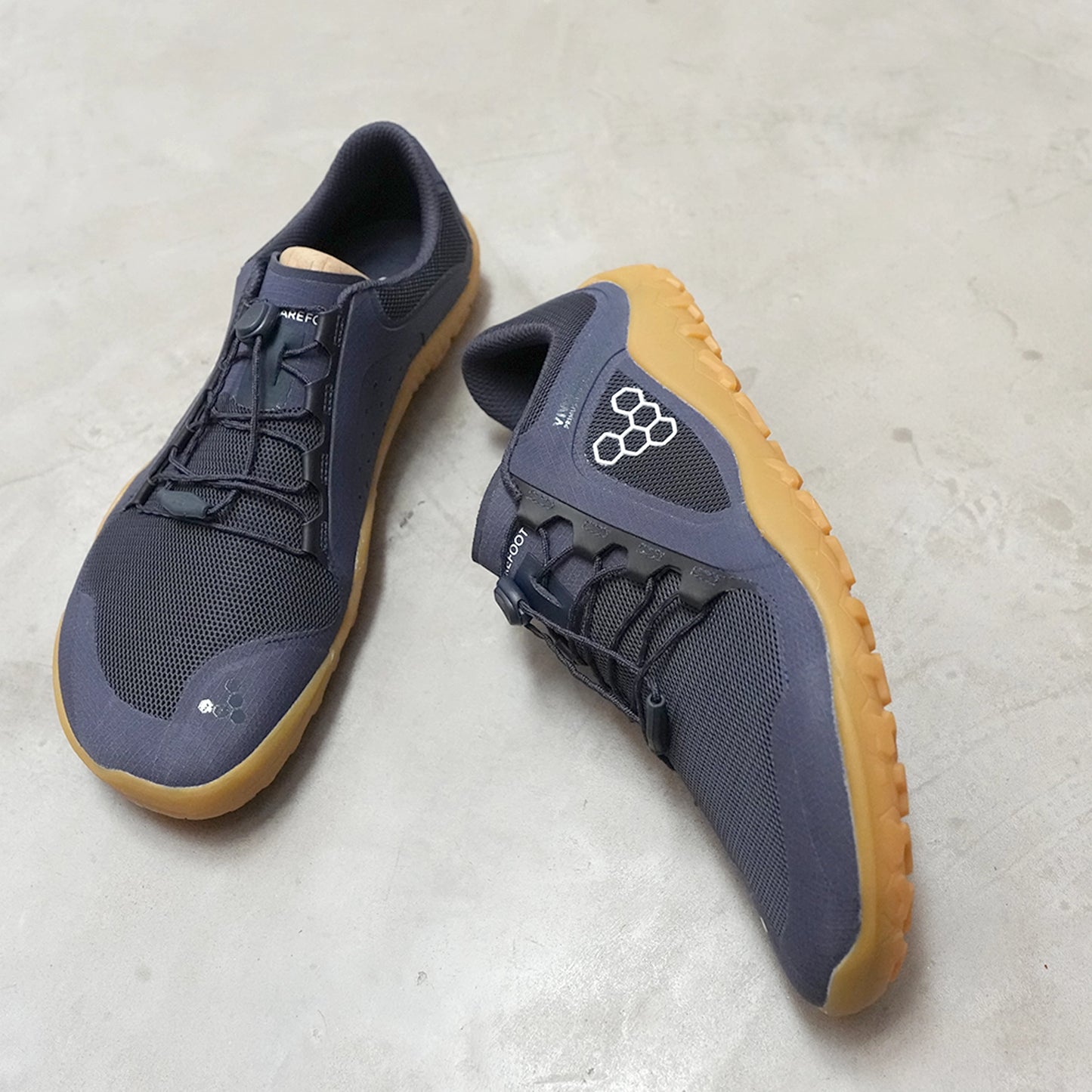 【VIVOBAREFOOT】ヴィヴォ ベアフット women's Primus Trail FG 3.5 "4Color"