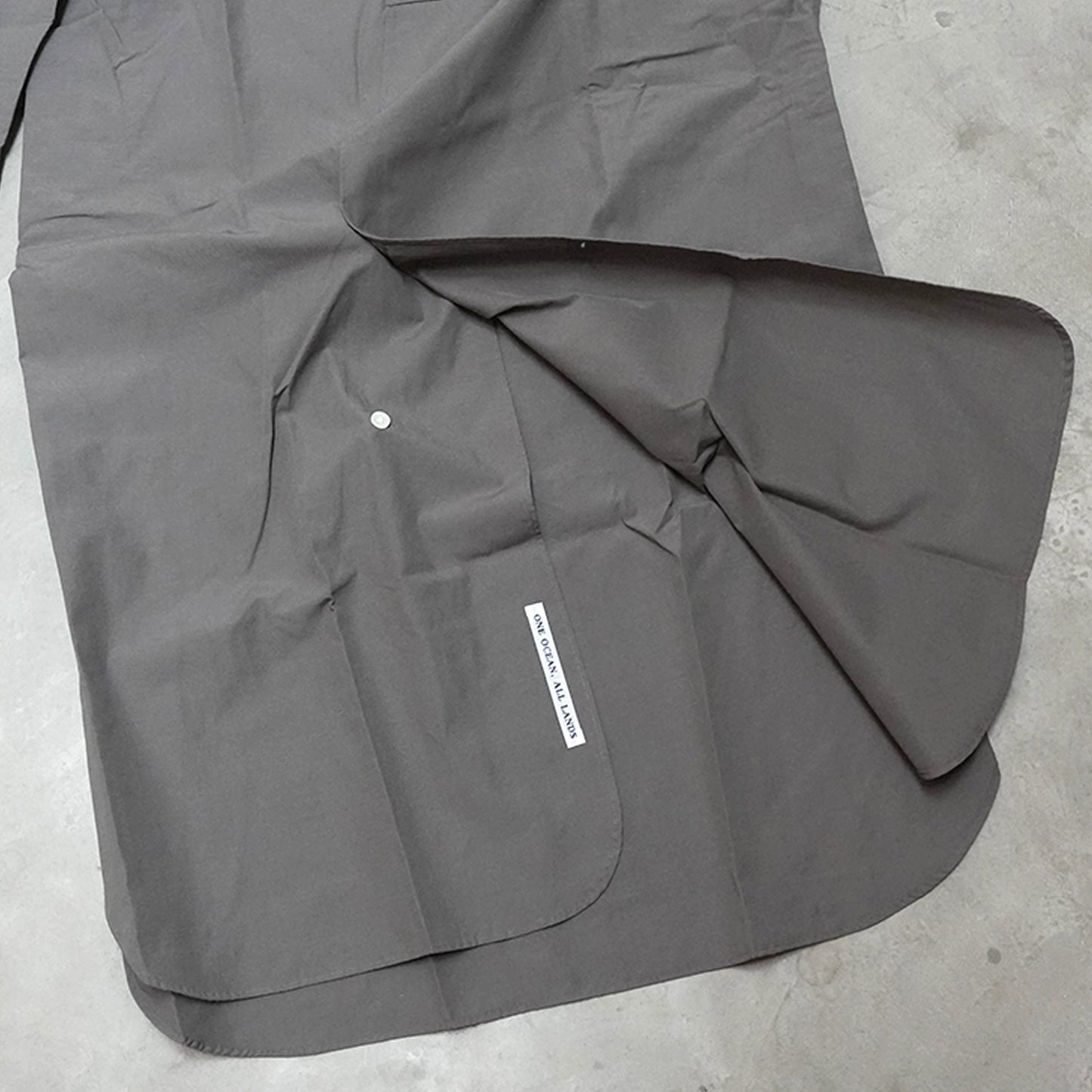 【nanamica】ナナミカ women's Band Collar Wind Shirt Dress "Charcoal"