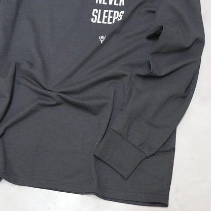 【South2 West8】サウスツーウエストエイト men's L/S Tee - A River Never Sleep "Black"