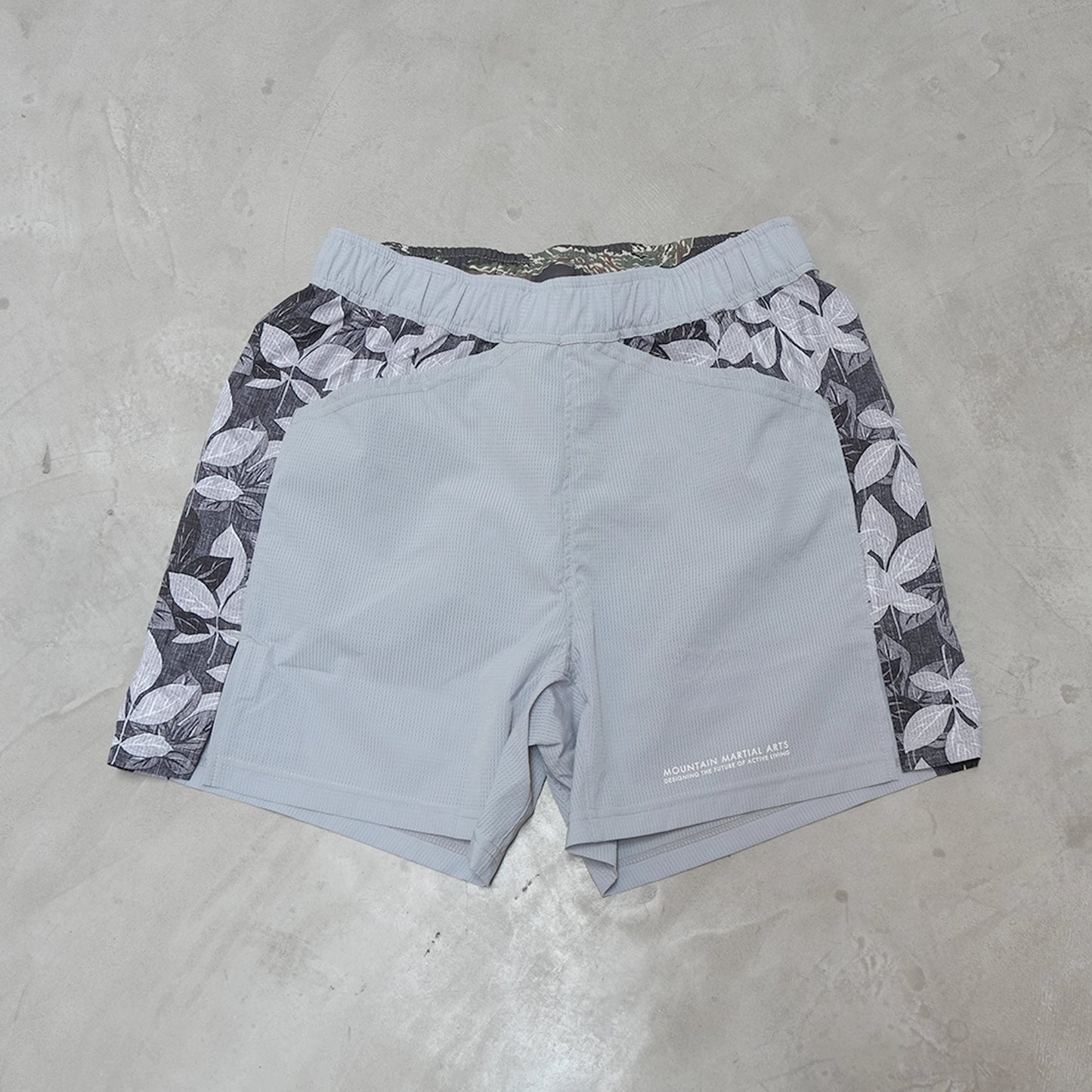 【Mountain Martial Arts】マウンテンマーシャルアーツ  unisex MMA Side Graphic Run Shorts “2Color”
