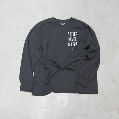 【South2 West8】サウスツーウエストエイト men's L/S Tee - A River Never Sleep "Black"